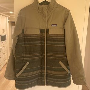 Patagonia Green Outdoor Jacket - Size Large